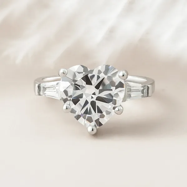 silvery white ring1